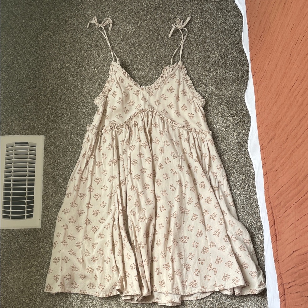 Patrons of Peace Beige Floral Top